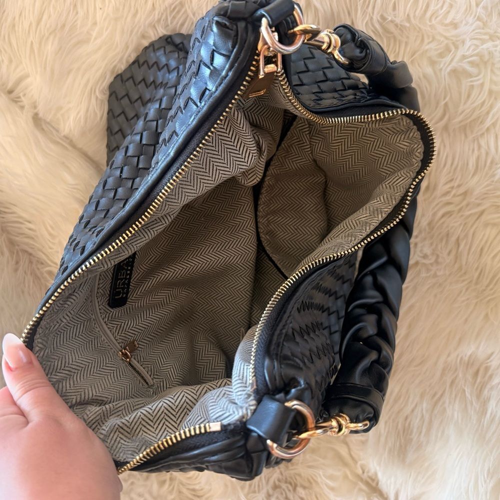 Black shoulder bag - Picture 3 of 4